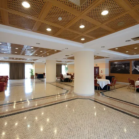 Hotell Gale - Centro Oporto