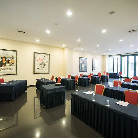 Gale - Centro Hotell 4*